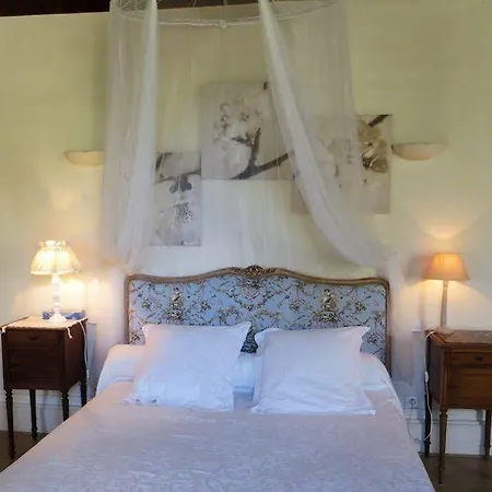 Ξενοδοχείο Aux Trois Fontaines *