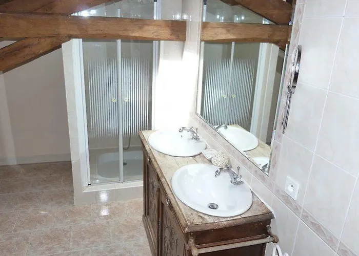 Ξενοδοχείο Aux Trois Fontaines Eynesse