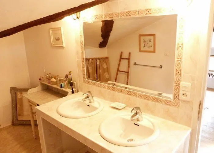 Ξενοδοχείο Aux Trois Fontaines